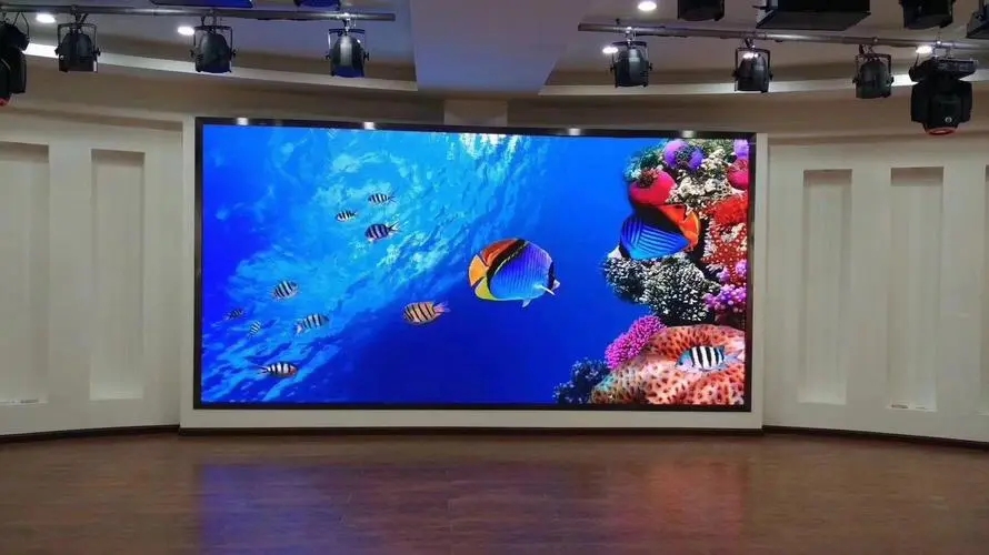 蓝狮娱乐显示屏避免静电的产生及闪屏的处理方法